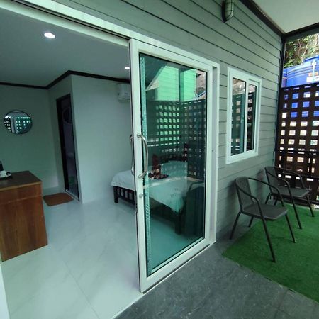 Kitty Guesthouse Pulau Phi Phi Luaran gambar