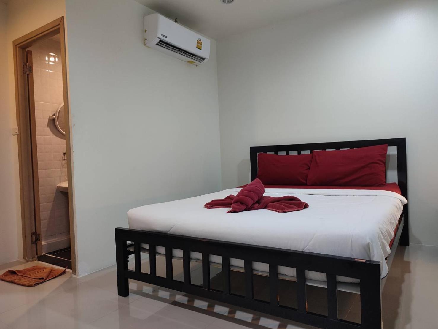 Kitty Guesthouse Pulau Phi Phi Luaran gambar