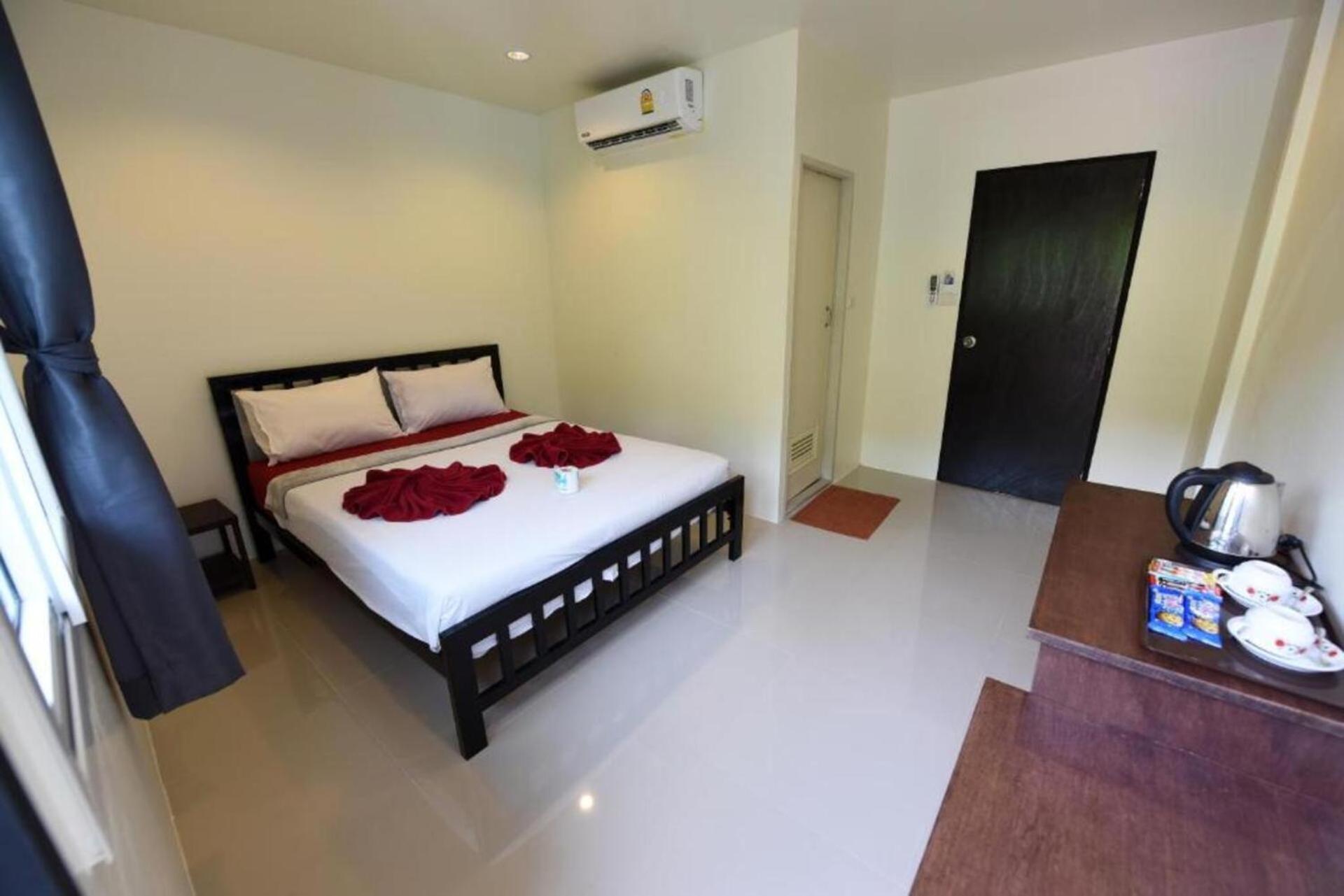 Kitty Guesthouse Pulau Phi Phi Luaran gambar
