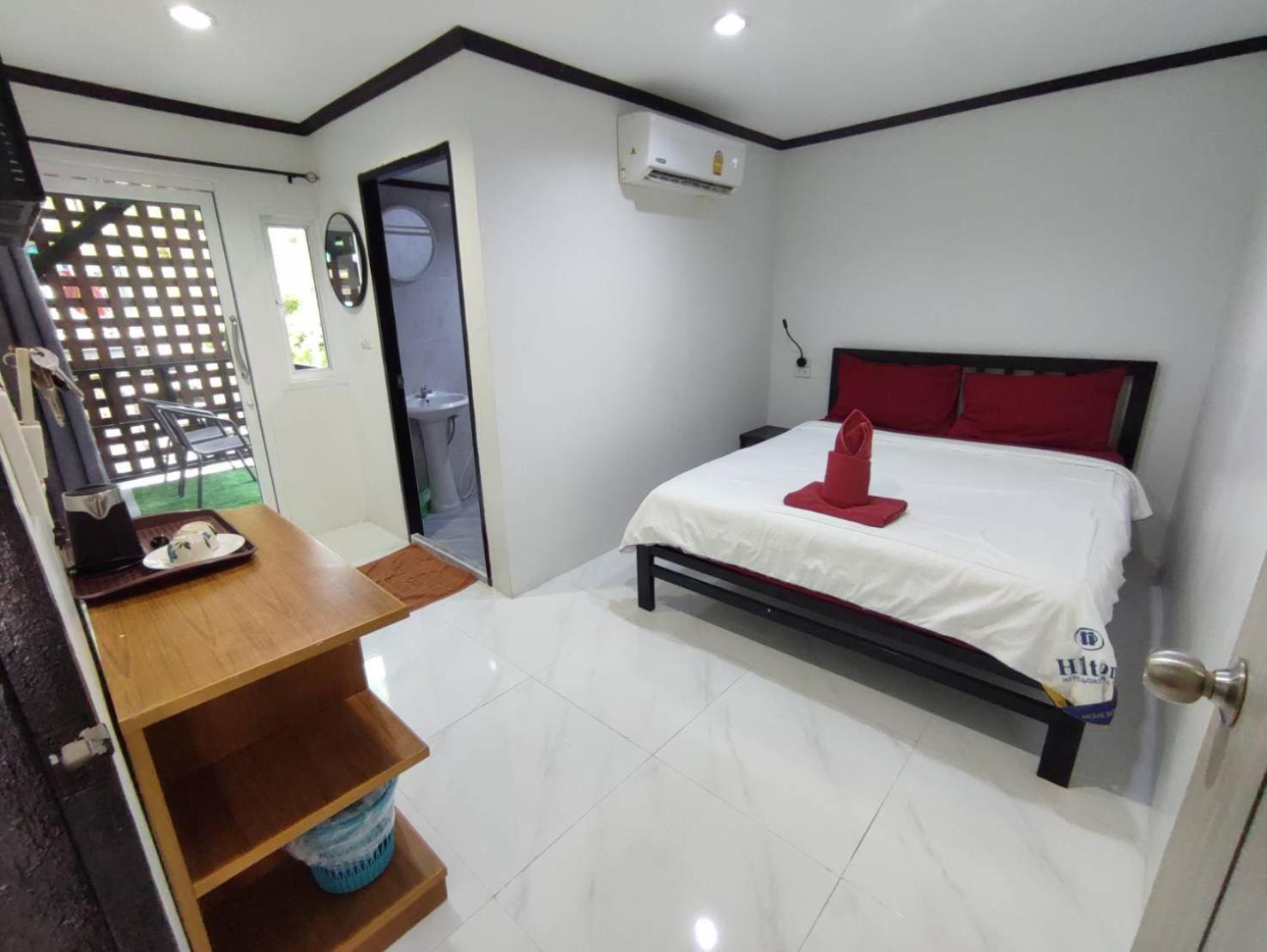 Kitty Guesthouse Pulau Phi Phi Luaran gambar