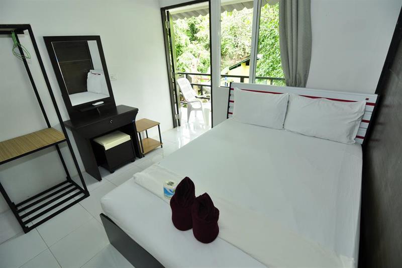 Kitty Guesthouse Pulau Phi Phi Luaran gambar